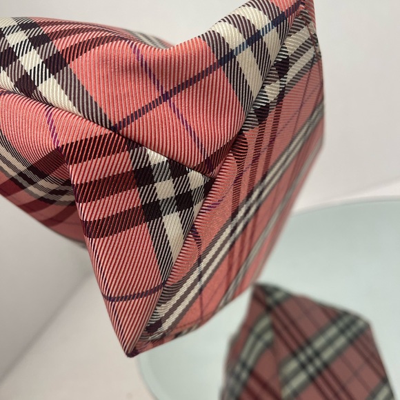 💞Burberry Pink Nova CheckShoulder Bag💞 - Picture 5 of 10